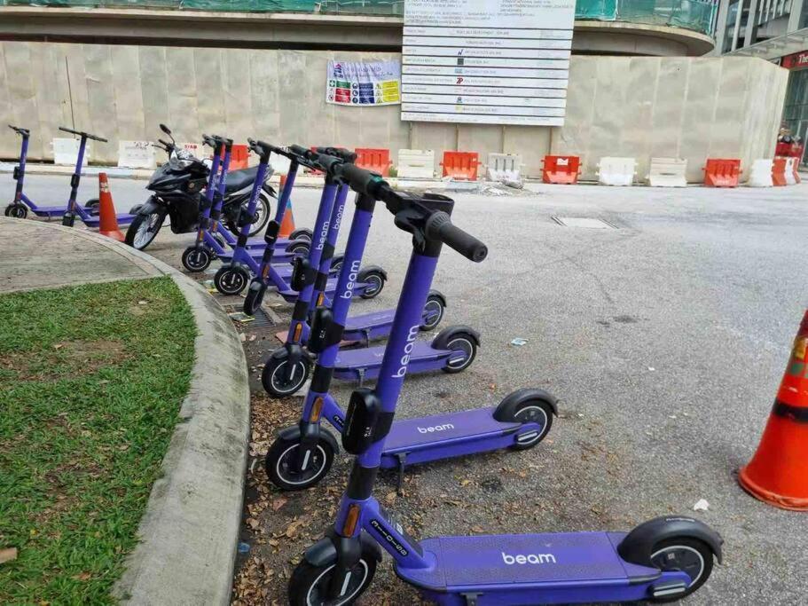 Revo Near Pavilion2 Stadium Bukit Jalil 4-5pax Pangsapuri Kuala Lumpur