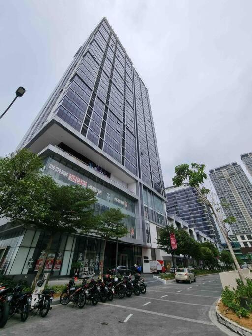 Pangsapuri Revo Near Pavilion2 Stadium Bukit Jalil 4-5pax *